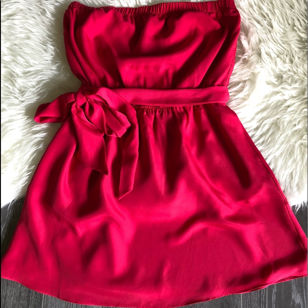 NWT Express Strapless red dress for any occasion